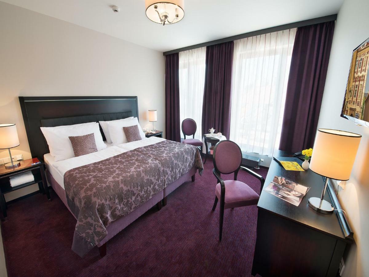 Ea Embassy Hotel Prag